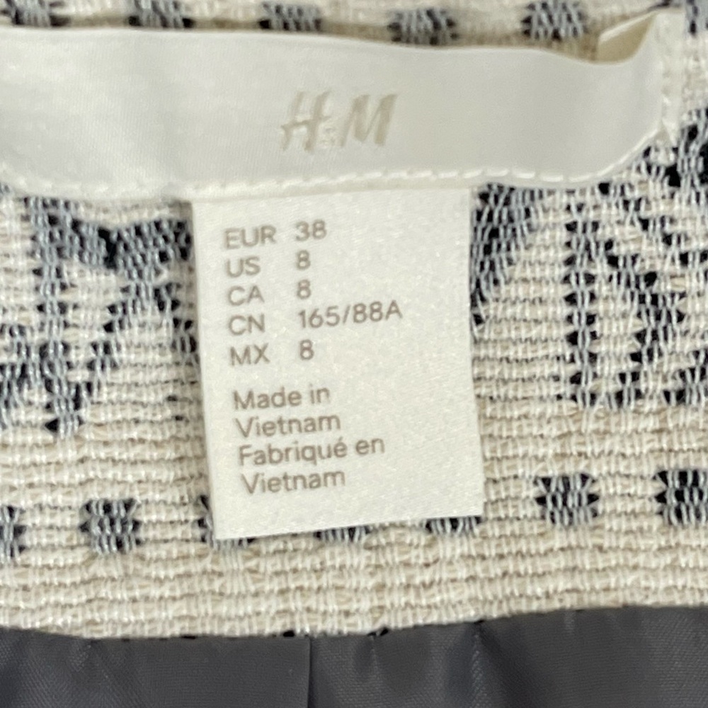 H & M Gray Aztec Pattern Jacket - image 5